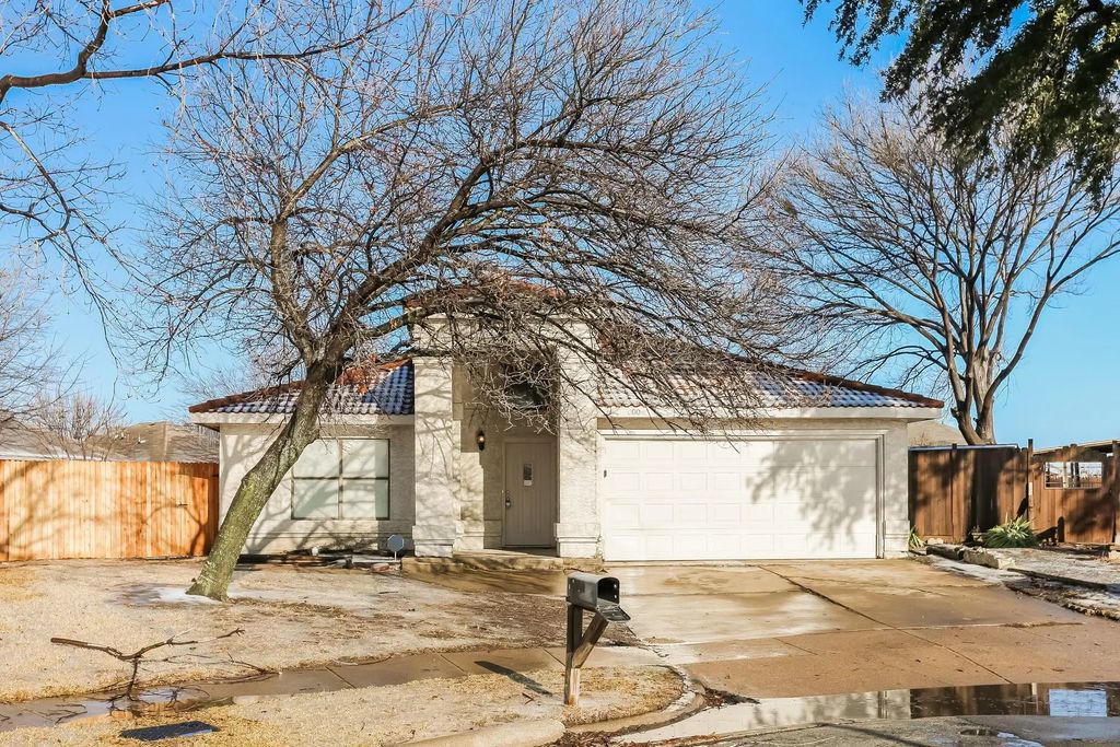 6000 Lavaca Drive, Arlington