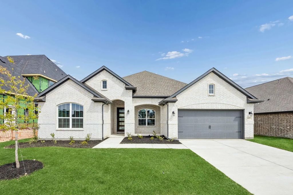 1875 Overcup Court, Waxahachie