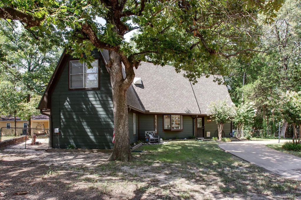 137 Oak Haven Drive, Gun Barrel City