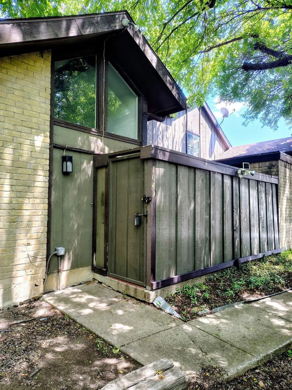 4623 Country Creek Drive 1049, Dallas