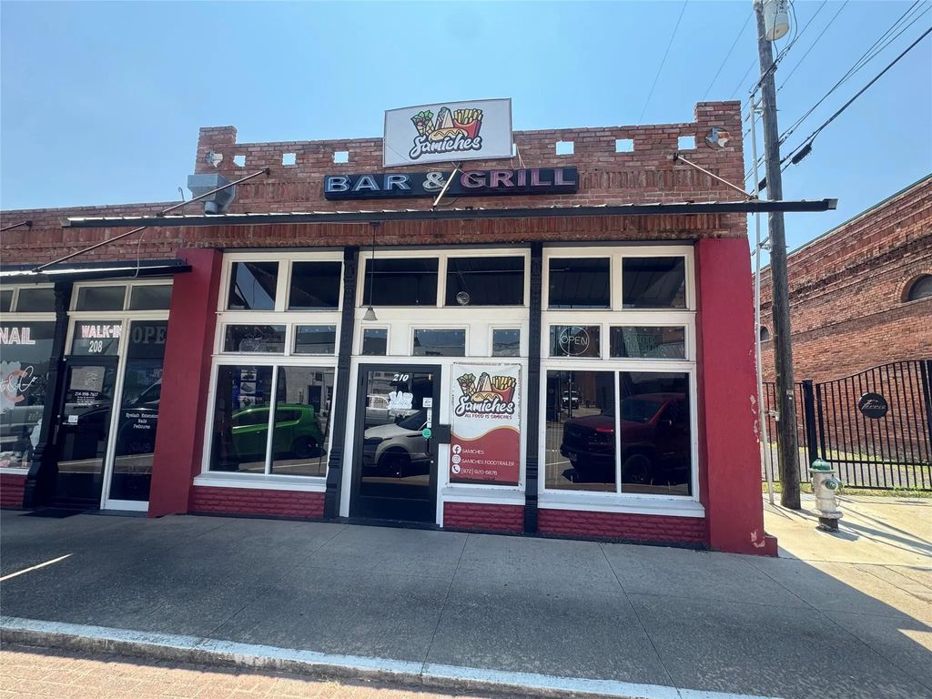 201 W 6th Street 210, Ferris