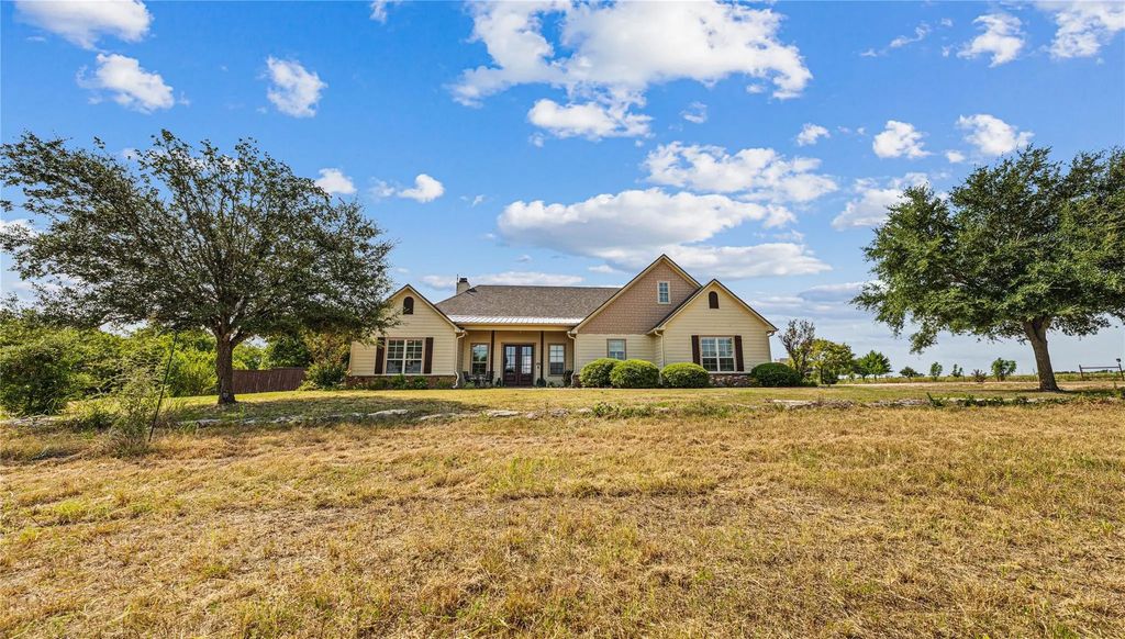 467 Mourning Dove Lane, Lorena