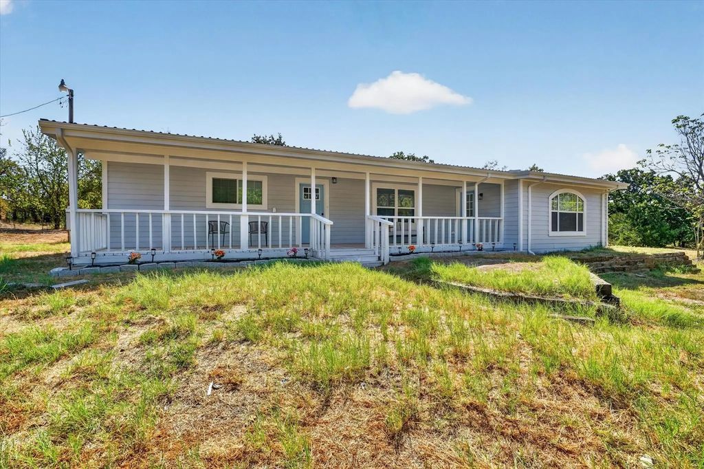 795 Meadow Road, Springtown