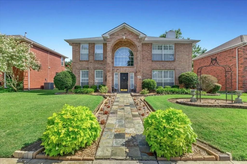 1324 Black Oak Drive, Carrollton