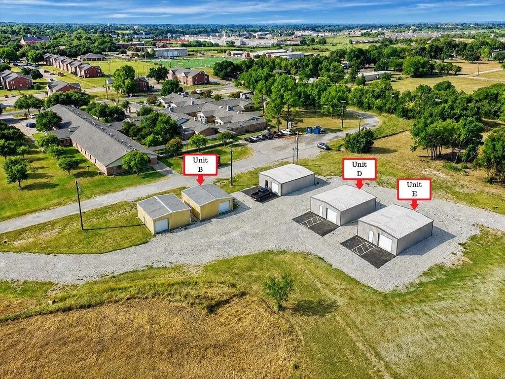 200 Hospital Drive B, Corsicana