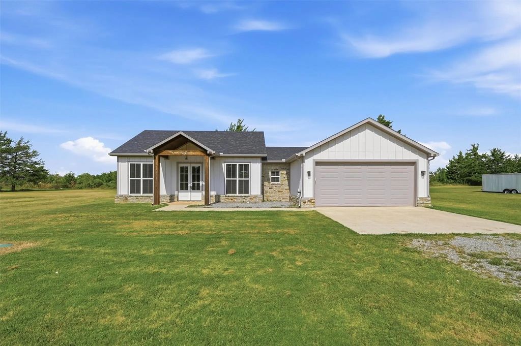 237 Gun Club Road, Denison