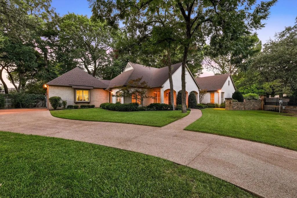 3008 Elm River Drive, Fort Worth