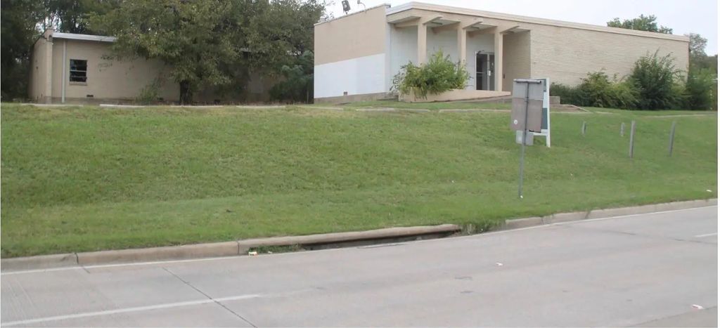 322 N Belt Line Road, Grand Prairie