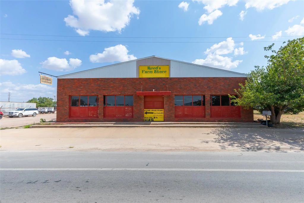 249 E Lake Drive, Hamlin