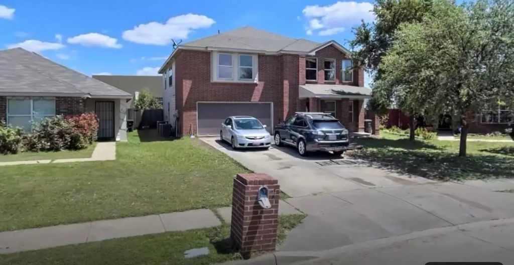 208 Dakota Ridge Drive, Fort Worth