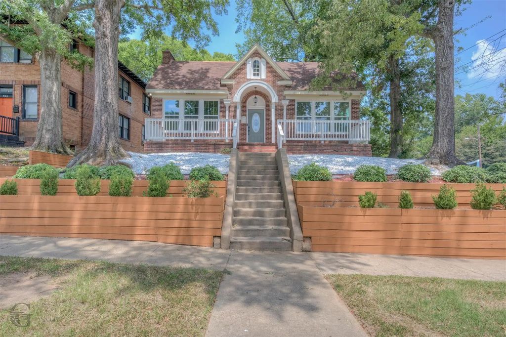 502 Kirby Place, Shreveport