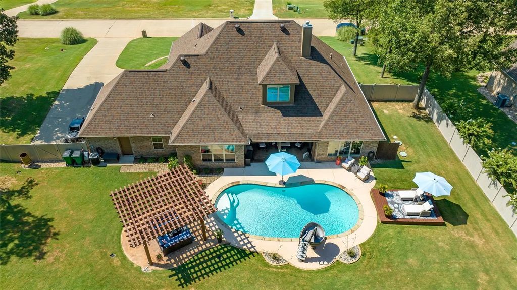 190 Lacebark Lane, Hallsville