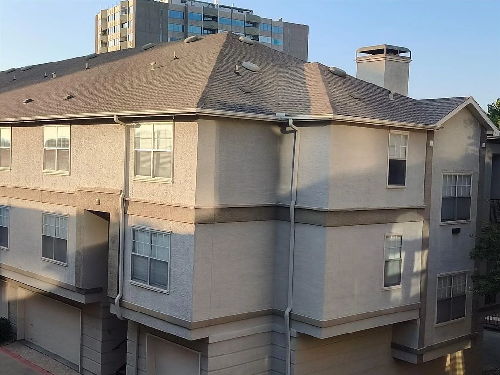 2201 Wolf Street 2205, Dallas