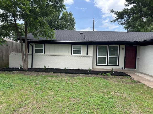 3837 Burning Tree Lane, Garland