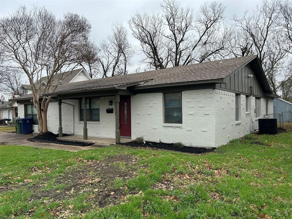 220 N Bernice Drive, Garland