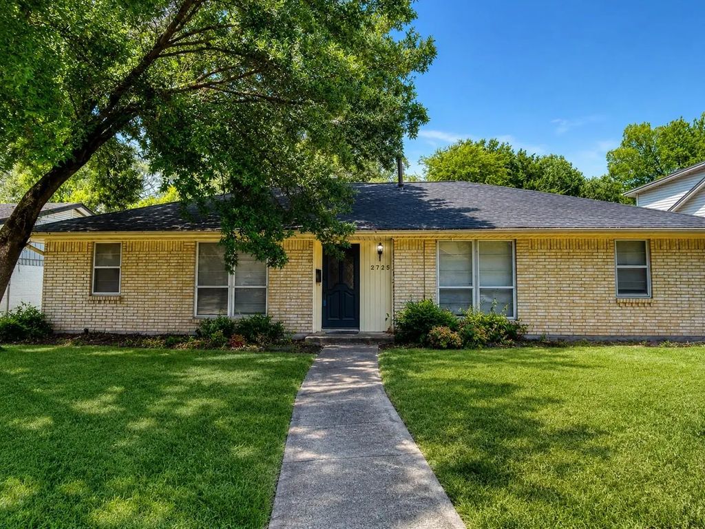 2725 Mark Drive, Mesquite