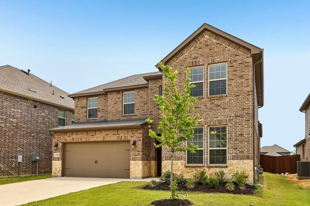 9808 Fall Brook Drive, Aubrey