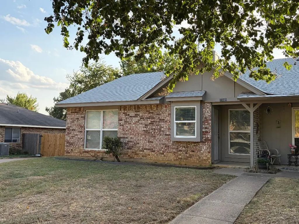 2909 Kathleen Lane, Euless