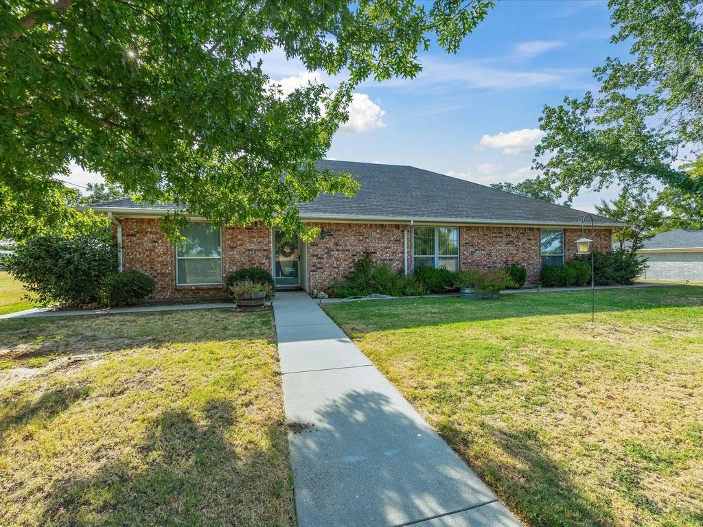 2807 S Lipsey Street, Decatur