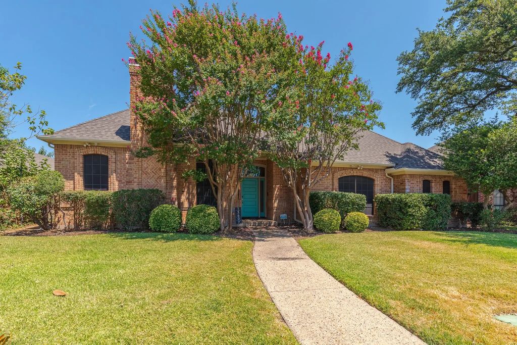 15607 Golden Creek, Dallas
