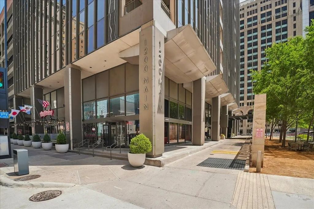 1200 Main Street 2108, Dallas
