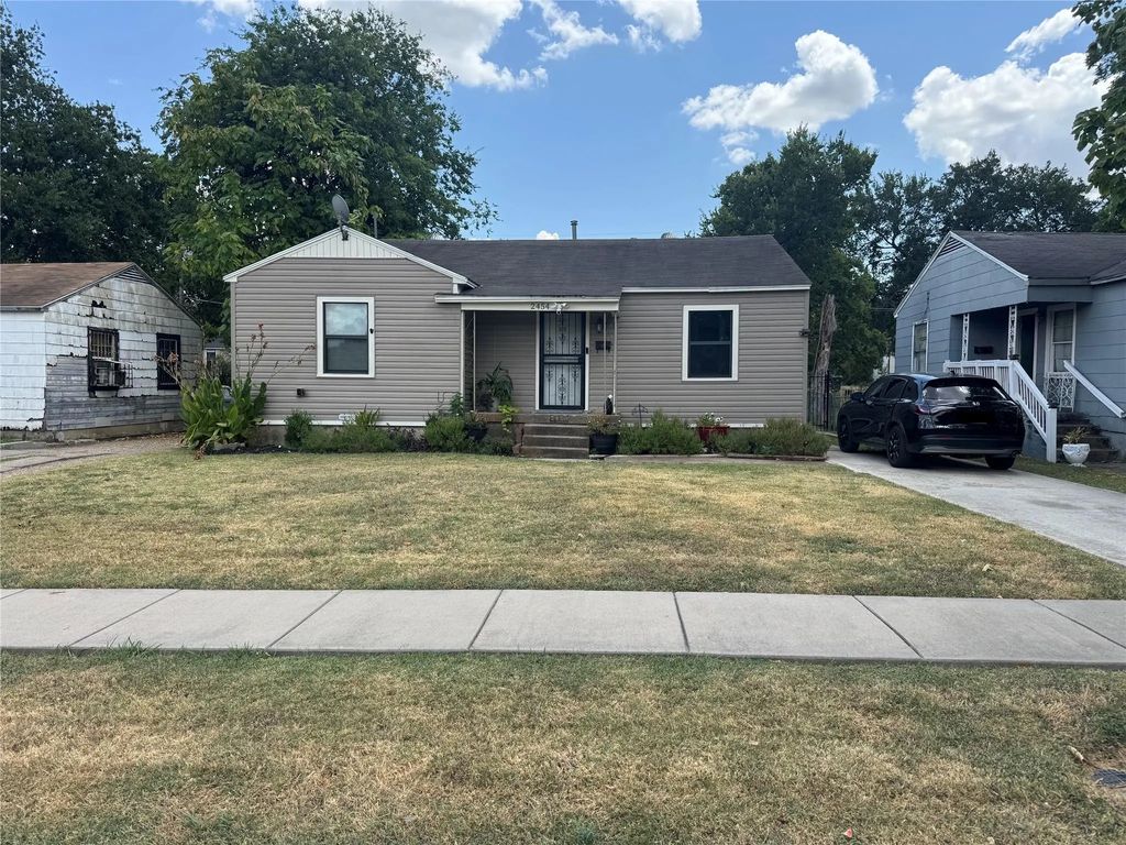 2454 Lea Crest Drive, Dallas