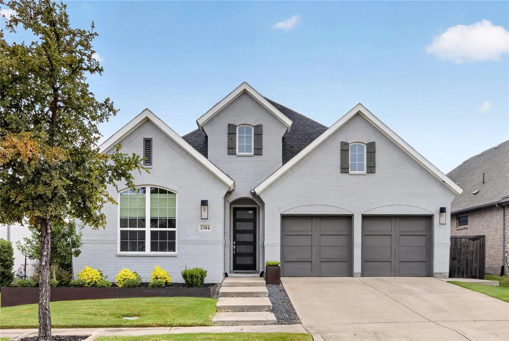 2304 Westlake Court, Carrollton