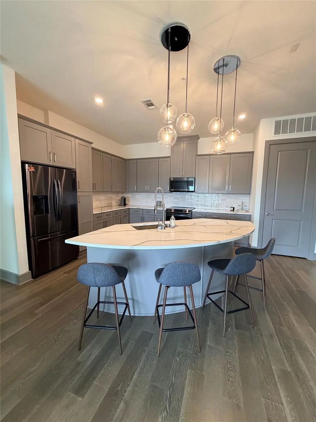 2700 Old Denton Road 4404, Carrollton
