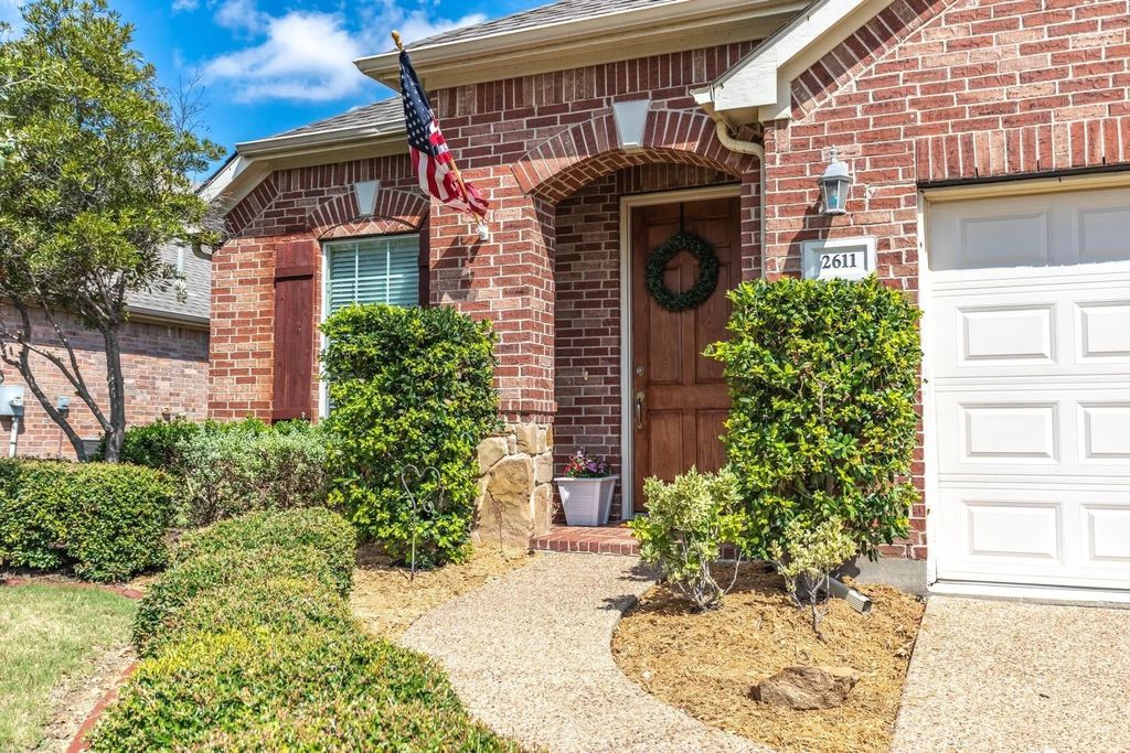 2611 Greyhawk Drive, Little Elm