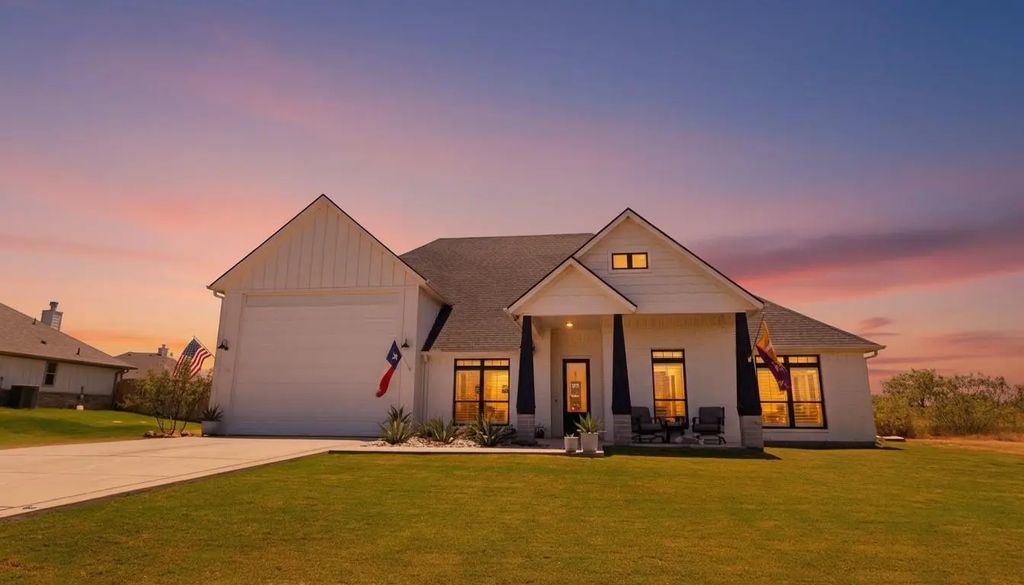 1233 Green Elm Road, Graford