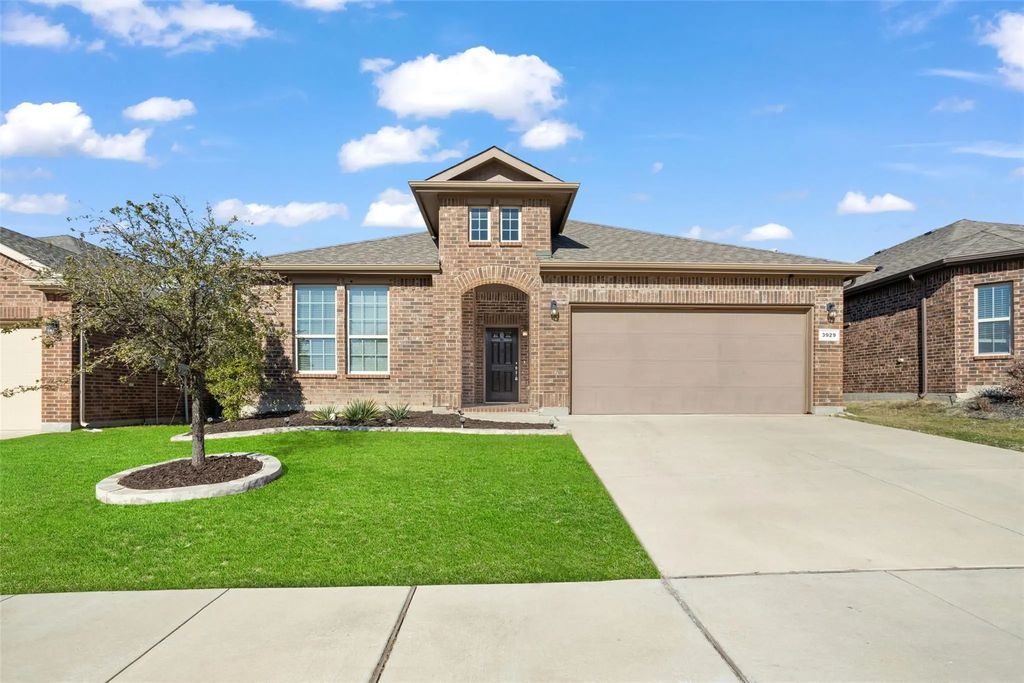 3929 Kennedy Ranch Road, Fort Worth