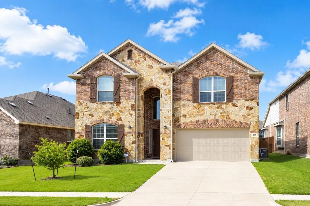 817 Black Hawk Drive, Princeton