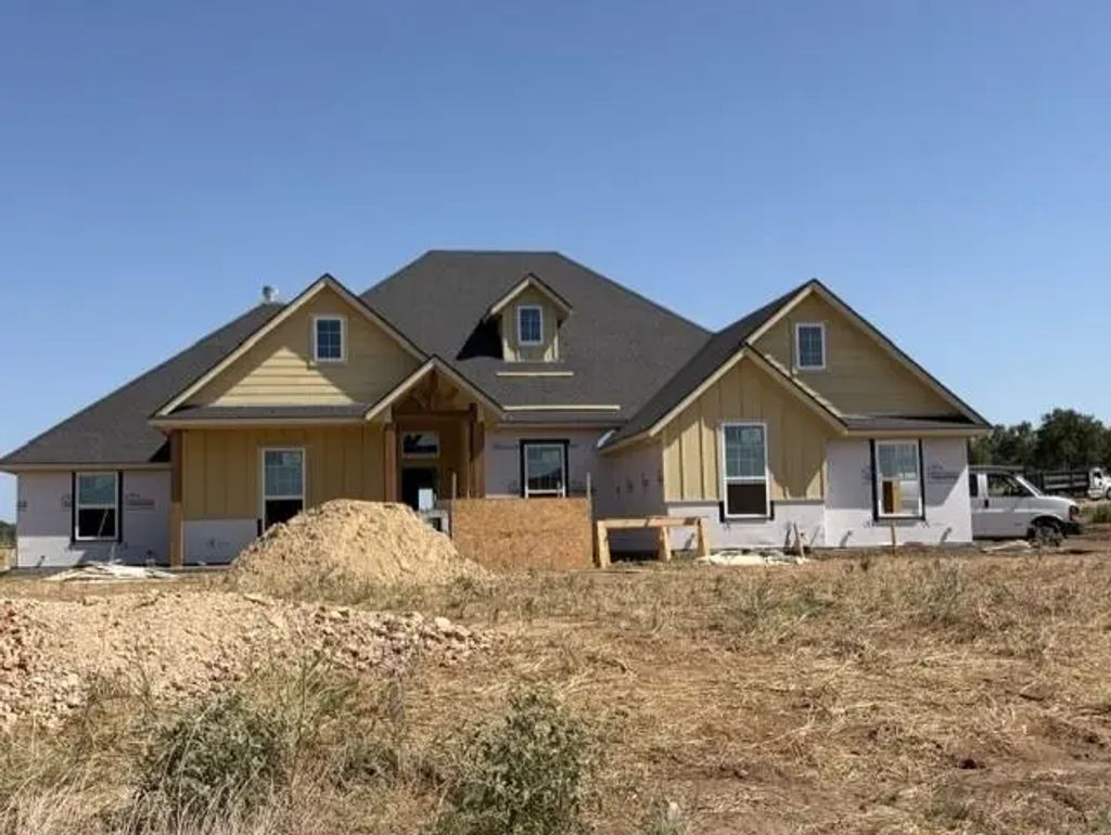 1035 Colt Road, Springtown