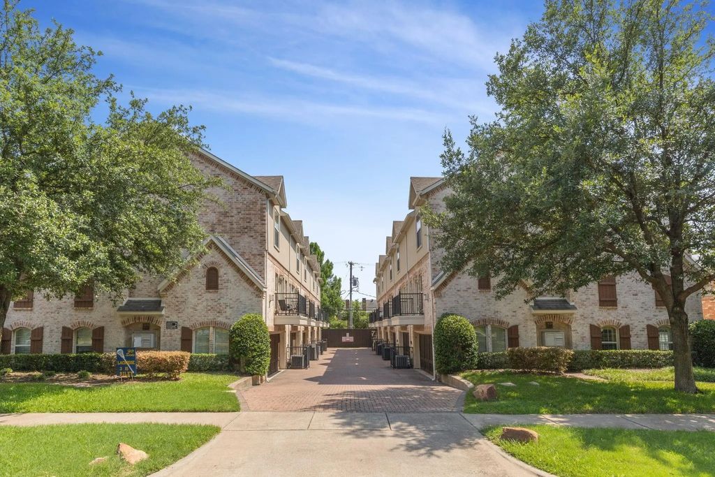 3439 Mcfarlin Boulevard 2, University Park