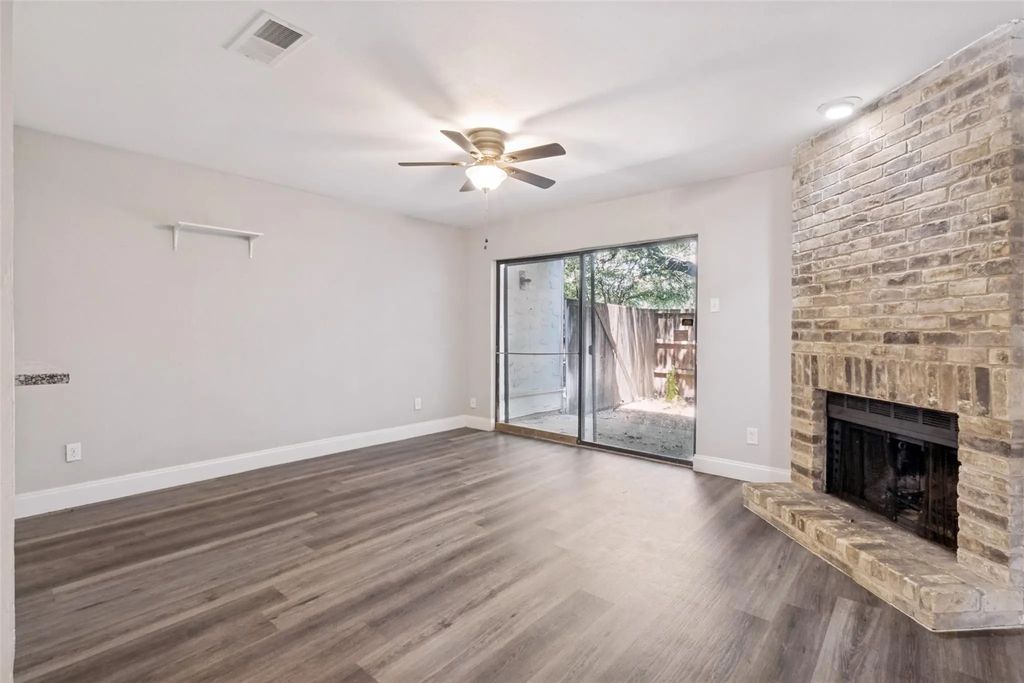5840 Spring Valley Road 803, Dallas