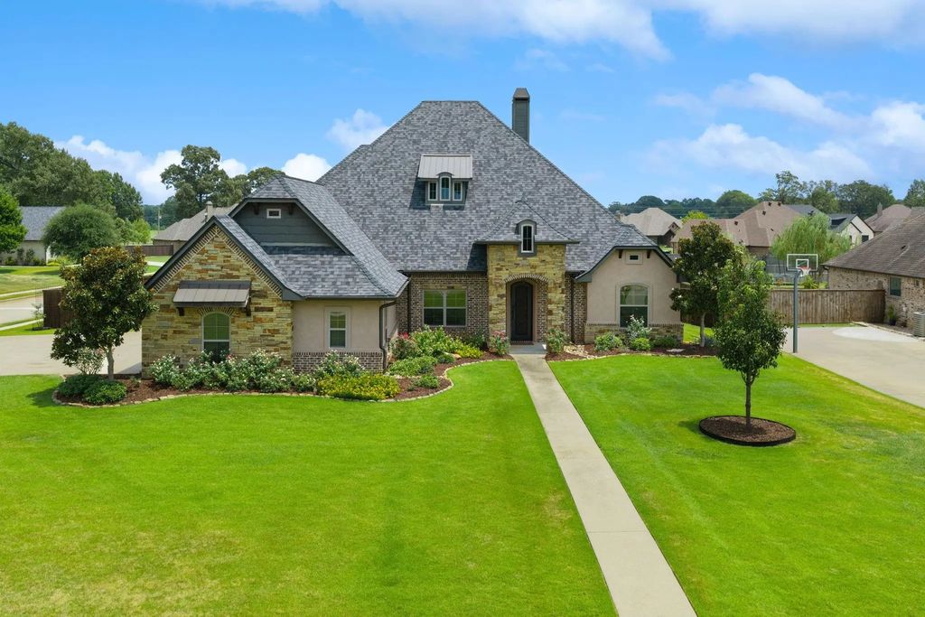 115 Circle Club Lane, Longview