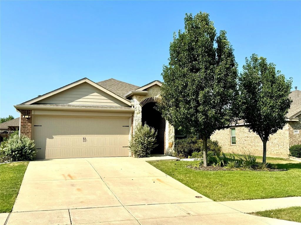 1812 Arbordale Way, Princeton