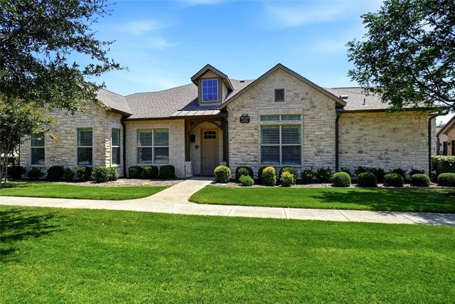 365 Watermere Drive, Southlake