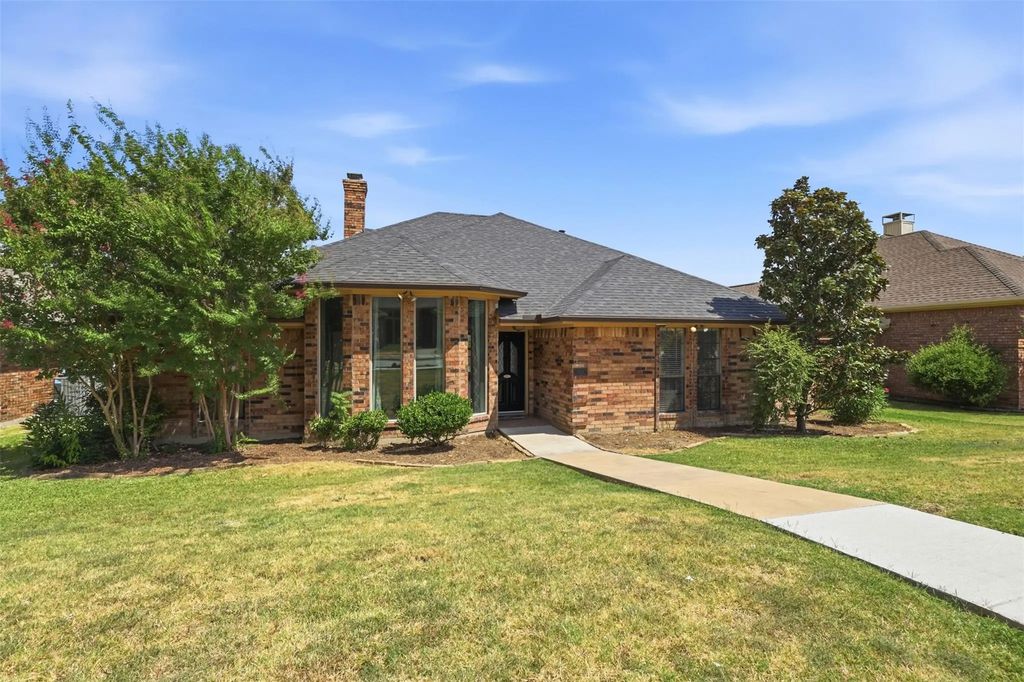 3802 Cromwell Drive, Carrollton