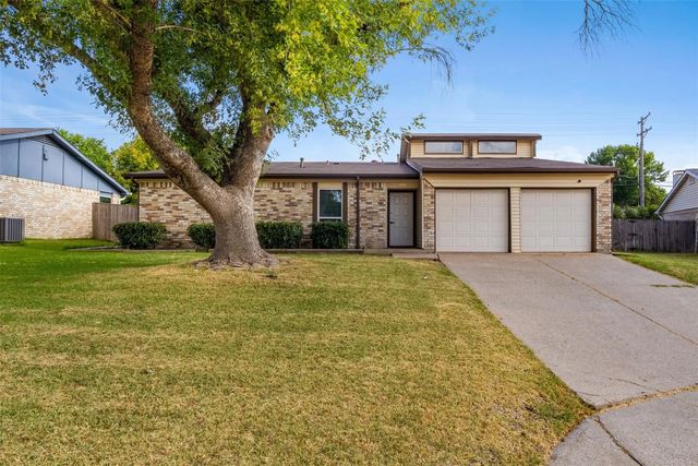 1007 Elk Grove Drive, Richardson