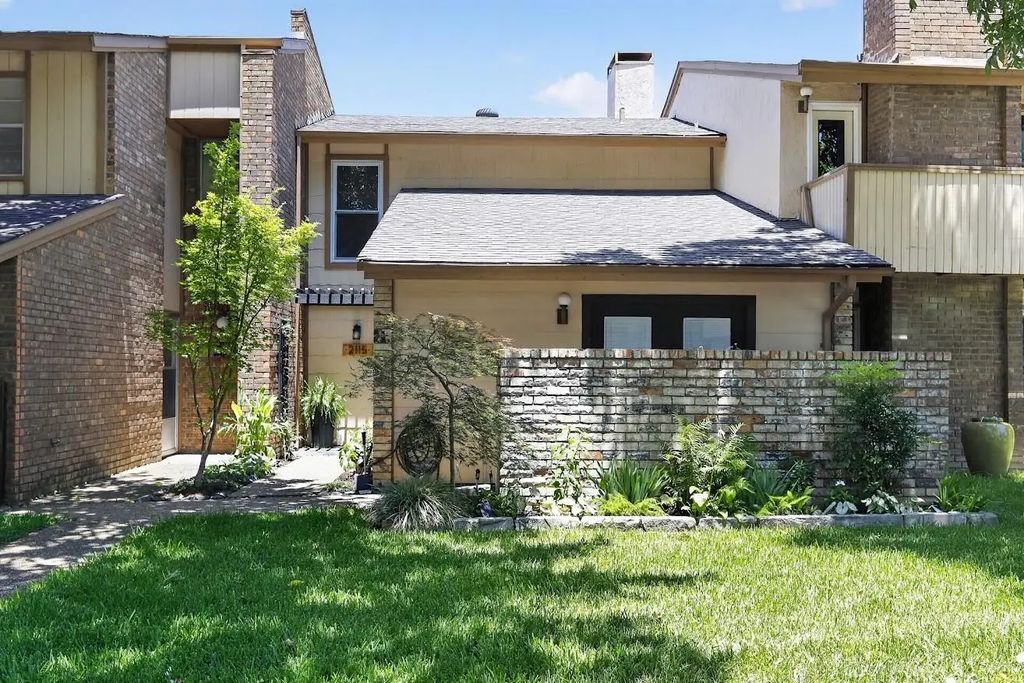 2115 Warnford Place, Arlington
