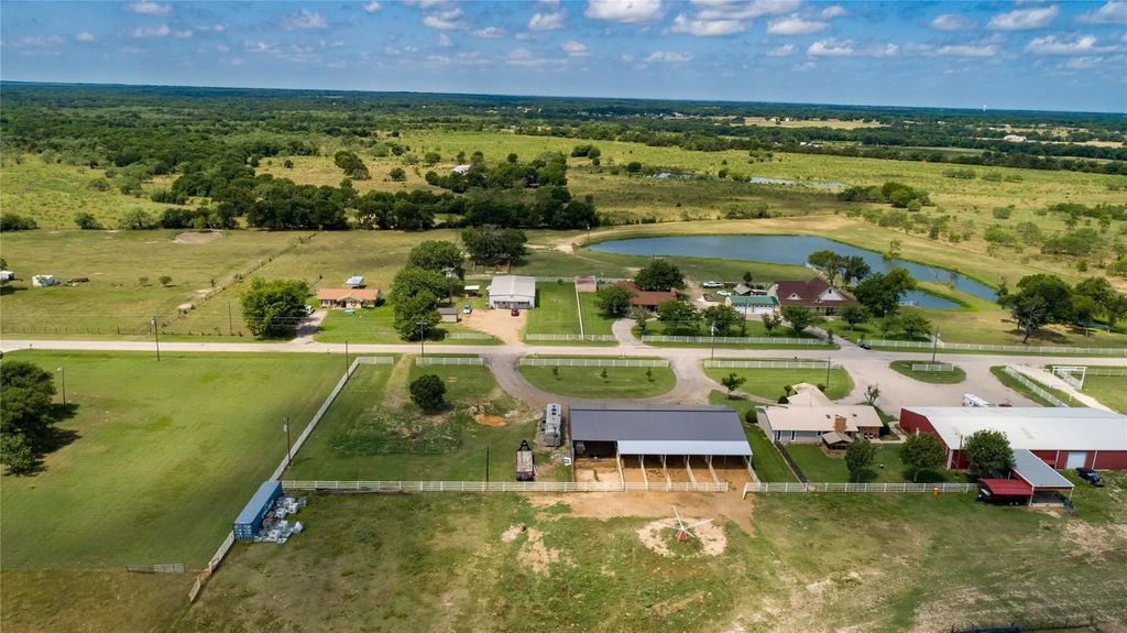8075 County Road 151, Kaufman
