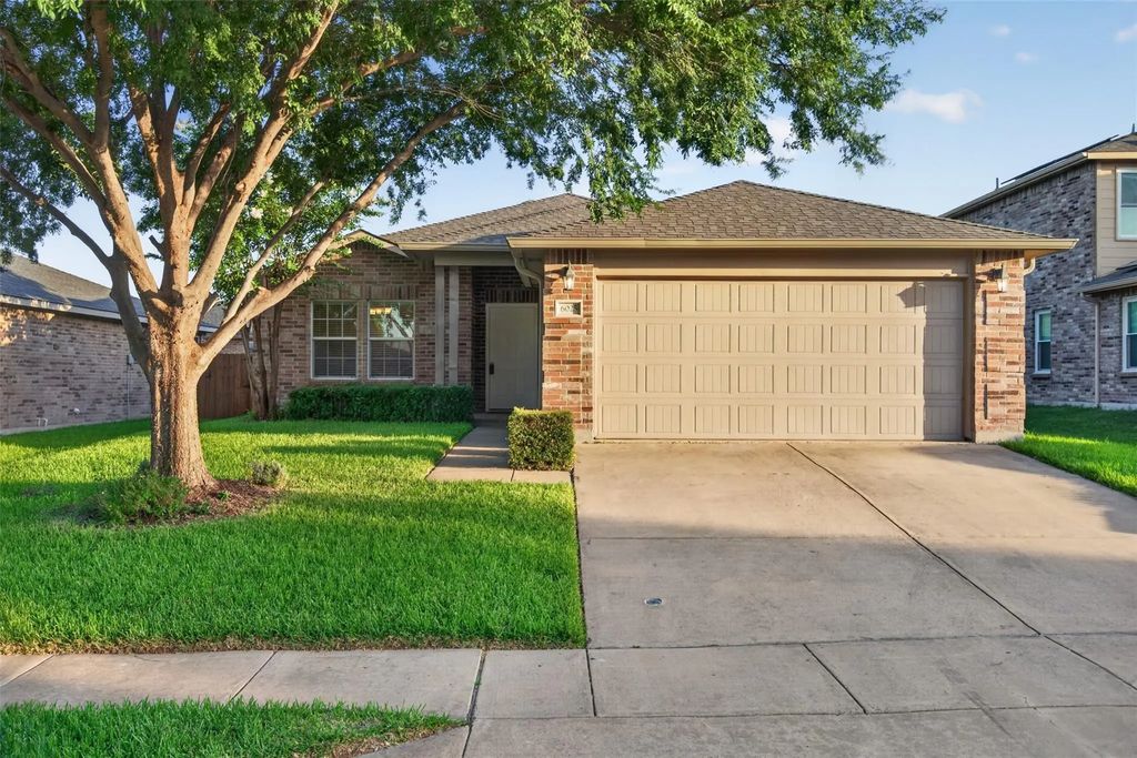 6025 Deck House Road, Fort Worth
