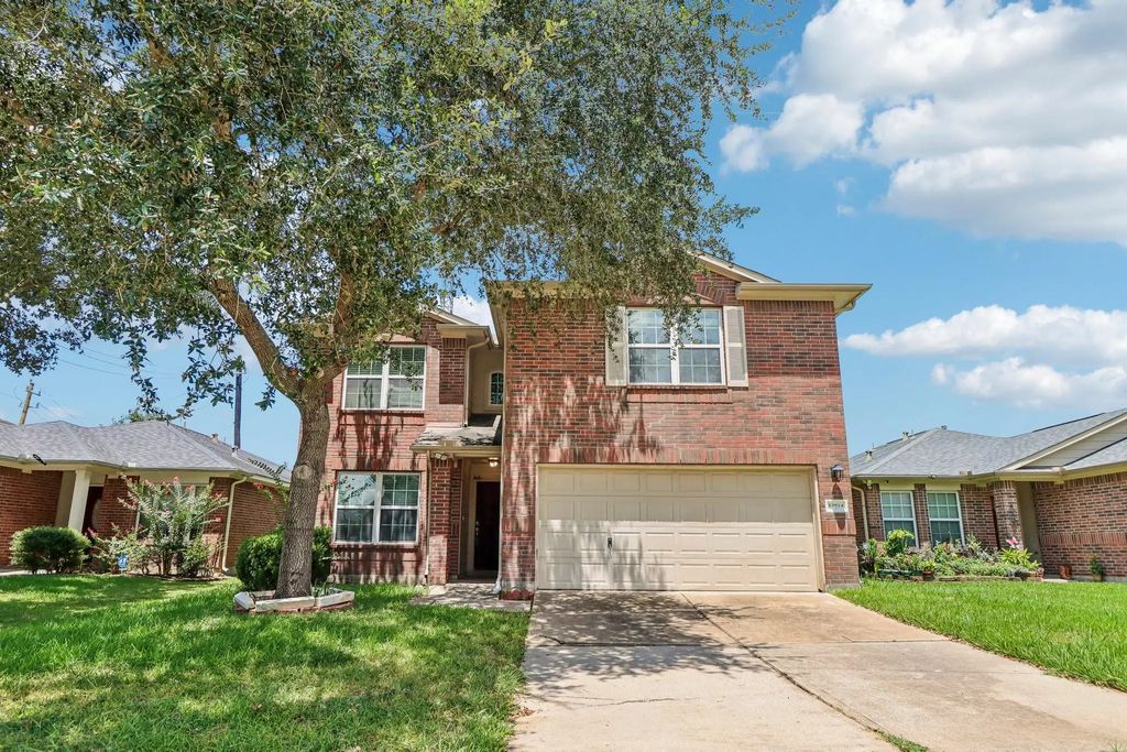 13914 Bonnetbriar Lane, Sugar Land