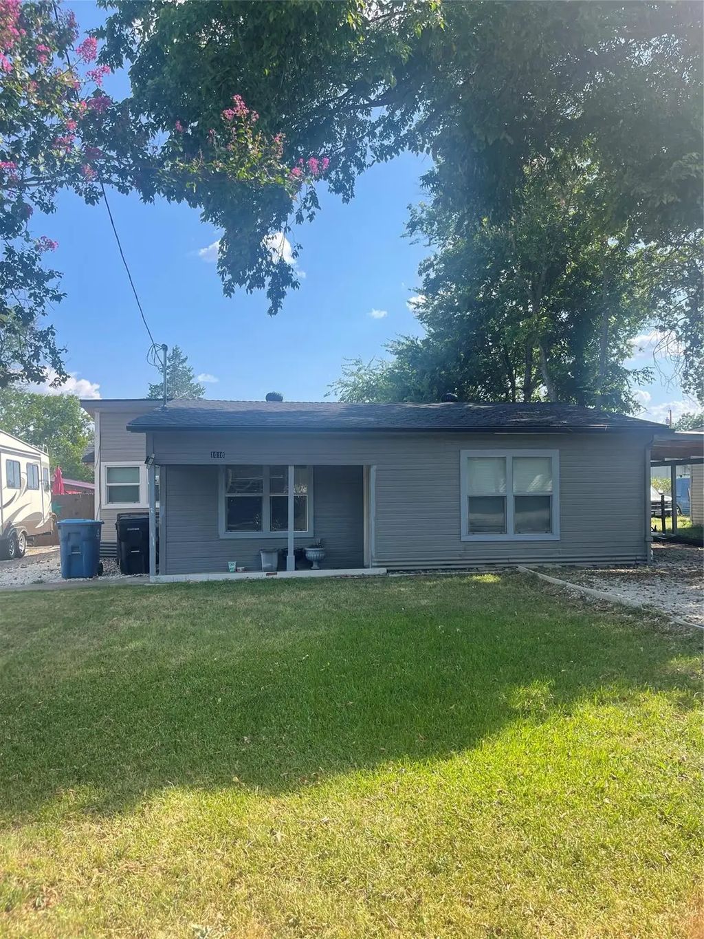 1018 Dubois Street, Denison