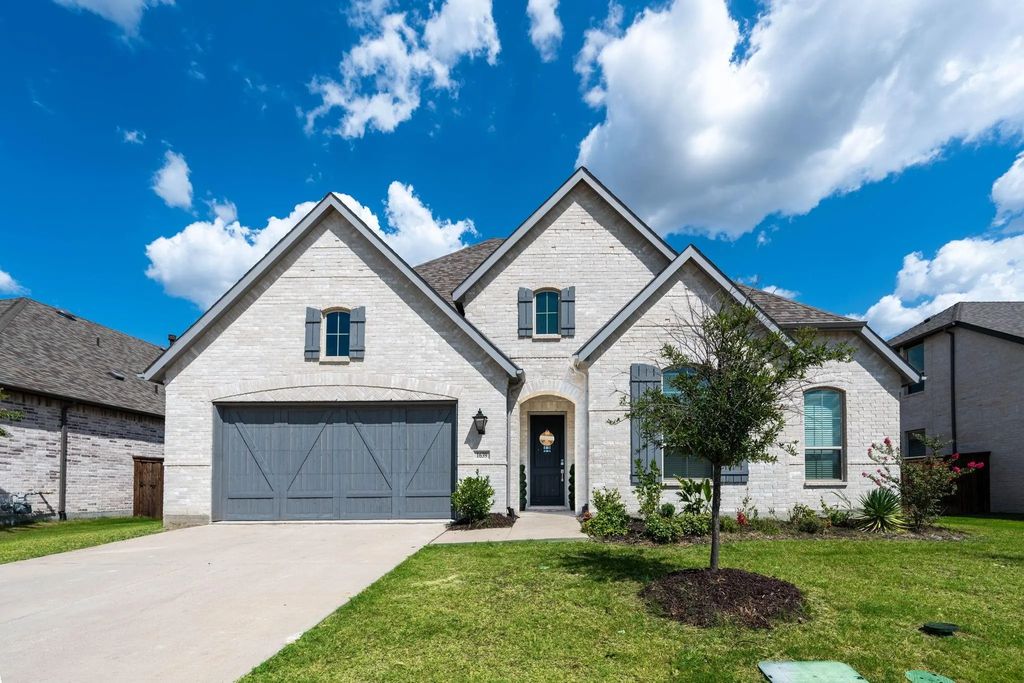 1639 Salvatore Lane, McLendon Chisholm