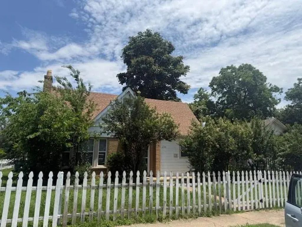 2701 Stuart Drive, Fort Worth