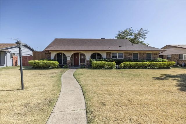 1316 Northpark Drive, Richardson