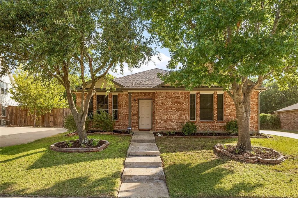 3852 Juniper Hills Drive, Rockwall