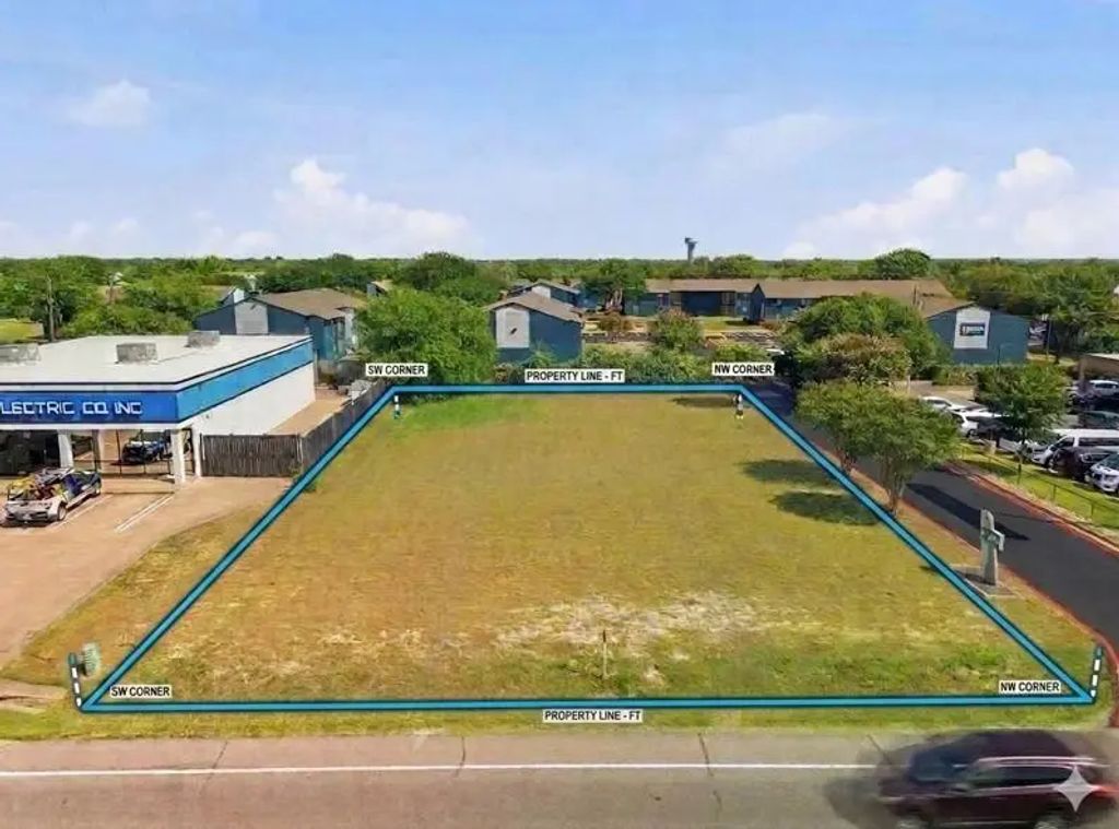 150 S J Elmer Weaver Freeway, Cedar Hill